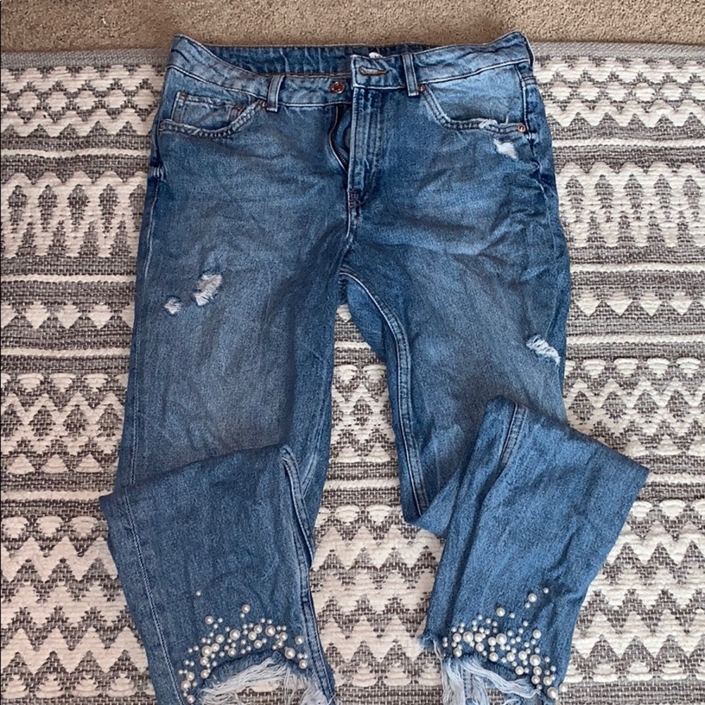 Boyfriend Jeans w/ pearls on the ankles